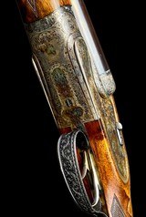 EXCEPTIONALLY FINE HOLLAND & HOLLAND ROYAL DOUBLE RIFLE - 375 FLANGED MAGNUM - BOLSTERED FRAME - EXC CONDITION - 1962 - 2 of 9