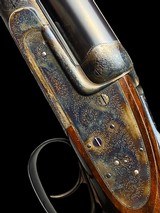 PURDEY 577 NITRO EXPRESS DOUBLE RIFLE - KEN HUNT ENGRAVED - CASED / ACCESSORIES - MINT
-
RARE - 1 of 14