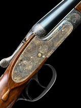 BEAUTIFUL AYA 28GA - HOLLAND & HOLLAND STYLE HAND DETACHABLE SIDELOCK GAME GUN - 28GA - GILT & ENGRAVED INTERNALS - 3 of 12