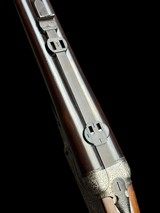 CLASSIC
-
HOLLAND & HOLLAND
- ROYAL HAMMERLESS EJECTOR
- 375 H&H BELTED - DOUBLE RIFLE - 1923 - 8 of 20