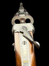 CLASSIC
-
HOLLAND & HOLLAND
- ROYAL HAMMERLESS EJECTOR
- 375 H&H BELTED - DOUBLE RIFLE - 1923 - 6 of 20