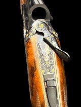 NEW UNFIRED! -- SPECIAL PRICE -- CAESER GUERINI -- MAXUM - LIMITED - GOLD EDITION -- 12GA -- 32