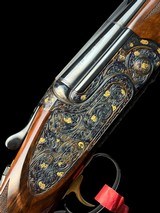 NEW UNFIRED! -- SPECIAL PRICE -- CAESER GUERINI -- MAXUM - LIMITED - GOLD EDITION -- 12GA -- 32