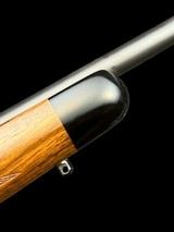 KIMBER
-- 84M -
SELECT GRADE
- FANCY FRENCH WALNUT
- 243 WIN
-
30MM RINGS
-- THREADED BBL
- MINT - 12 of 14