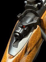 KIMBER
-- 84M -
SELECT GRADE
- FANCY FRENCH WALNUT
- 243 WIN
-
30MM RINGS
-- THREADED BBL
- MINT - 9 of 14