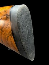 KIMBER
-- 84M -
SELECT GRADE
- FANCY FRENCH WALNUT
- 243 WIN
-
30MM RINGS
-- THREADED BBL
- MINT - 14 of 14