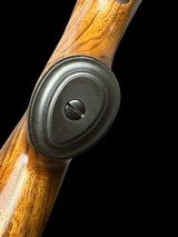 KIMBER
-- 84M -
SELECT GRADE
- FANCY FRENCH WALNUT
- 243 WIN
-
30MM RINGS
-- THREADED BBL
- MINT - 10 of 14
