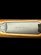 KIMBER
-- 84M -
SELECT GRADE
- FANCY FRENCH WALNUT
- 243 WIN
-
30MM RINGS
-- THREADED BBL
- MINT - 8 of 14