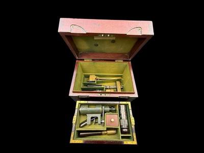 UNUSUAL CASED 4 BORE EXPLOSIVE BULLET RELOADING KIT