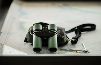SWAROVSKI | CL COMPANION III BINOCULARS | 10X30 MOUNTAIN GREEN | MODEL 58404 | AUTHORIZED DEALER - Image 6 of 9