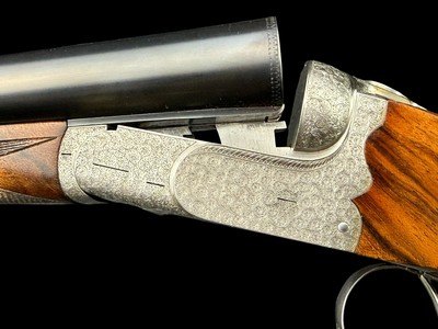 FLLI. RIZZINI | R2-E GAME GUN | SXS | 12GA | ENGRAVED | STUNNING WOOD - Image 2 of 19