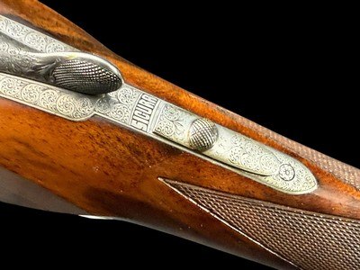 FLLI. RIZZINI | R2-E GAME GUN | SXS | 12GA | ENGRAVED | STUNNING WOOD - Image 16 of 19