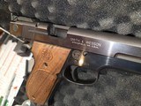 Smith & Wesson Pistols - Performance Center - Model 952-1 - Image 4 of 6