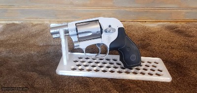 Smith & Wesson Model 638-3 Airweight, 38 Special +P, 2