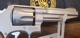 Smith & Wesson Model 627-5, 8 Cylinders!, 357 Mag, 5
