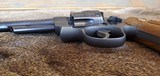 Smith & Wesson Model 28-2  Smith & Wesson Model 28-2
