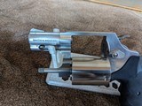 Smith & Wesson Model 60-9, 357 Magnum, 2