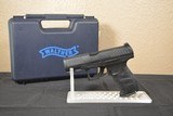 Walther PPQ, 9mm, 2x 15 Round Magazines - 1 of 5