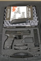HK Heckler & Koch VP 9, 9mm, 3 15rd magazines, Like New In Box - 5 of 5