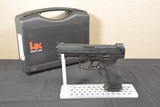 HK Heckler & Koch VP 9, 9mm, 3 15rd magazines, Like New In Box - 1 of 5