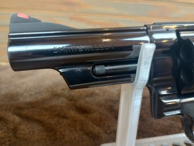 Smith & Wesson Model 29-2, Blued, 44 Magnum, 4