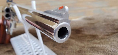 Smith & Wesson Model 29-2 Nickel, 44 Magnum, 8 1/2