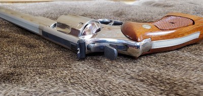 Smith & Wesson Model 29-2 Nickel, 44 Magnum, 8 1/2
