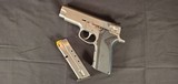 Smith & Wesson Model 4006, 40 S&W, 4