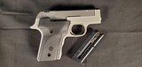 Smith & Wesson Model 2213, 22 Long Rifle, 3