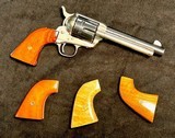 Colt 1873 SAA
1883/1886 1st gen/2nd gen - 2 of 12