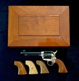 Colt 1873 SAA
1883/1886 1st gen/2nd gen - 4 of 12