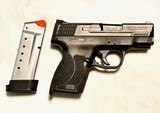 Smith & Wesson M&P 2.0 Shield ACP - 3 of 4