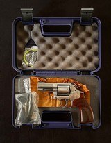 Smith and Wesson 686 Plus - 2 of 15