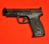 Smith & Wesson M&P 2.0, 10MM optics ready - 4 of 10
