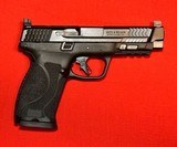 Smith & Wesson M&P 2.0, 10MM optics ready - 6 of 10