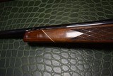 Pre-Owned WEATHERBY MARK V BOLT ACTION RIFLE 300 Weatherby Magnum - 4 of 20