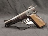 Pre-Owned - Browning Hi-Power .40 Smith & Wesson. Semi-Automatic - 2 of 6