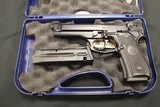 Beretta M92FS 9mm Handgun + Famars SRT Black Knife Combo - 2 of 5