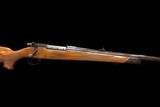 Pre-Owned - Weatherby Mark V .460 Magnum Bolt Rifle - 5 of 10