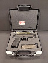 Pre-Owned - Sig Sauer SP2022 9mm 3.9" Handgun - 2 of 10