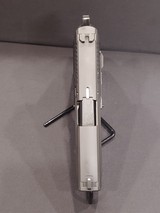 Pre-Owned - Sig Sauer SP2022 9mm 3.9" Handgun - 9 of 10