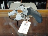 Pre-Owned - Smith & Wesson 317 AirLite .22LR Revolver - 10 of 12