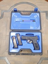 Pre-Owned - FN FNS-9 4" 9mm Semi-Auto Handgun - 10 of 11