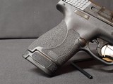 Pre-Owned - S&W M&P9 Shield M2.0 Semi-Auto 9mm 4" Handgun - 4 of 10