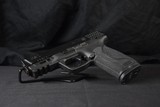 Pre-Owned - S&W M&P9 2.0 Semi-Auto .40 S&W 4" Handgun - 4 of 11