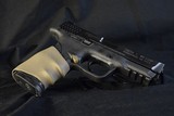 Pre-Owned - S&W M&P40 DA .40 S&W 4.25" Handgun - 4 of 10