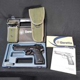 Pre-Owned - Beretta 92F SA/DA 9mm 4.9" Handgun - 1 of 12