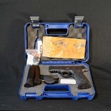 Pre-Owned - S&W M&P40 Semi-Auto 40S&W 4.25" Handgun - 1 of 10