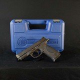 Pre-Owned - S&W M&P40 Semi-Auto 40S&W 4.25" Handgun - 2 of 10
