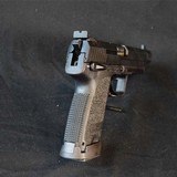 Pre-Owned - Heckler & Koch USP EXPERT Semi-Auto 9mm 5.19'' Handgun - 8 of 9